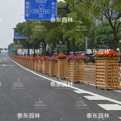 鋁合金隔離花箱護(hù)欄